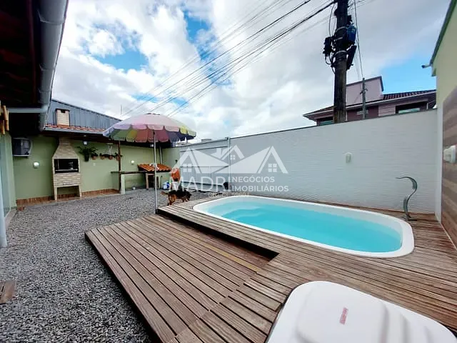 Casa com 169m² 2 quartos e 1 banheiro, à venda, no bairro Aririú em Palhoça