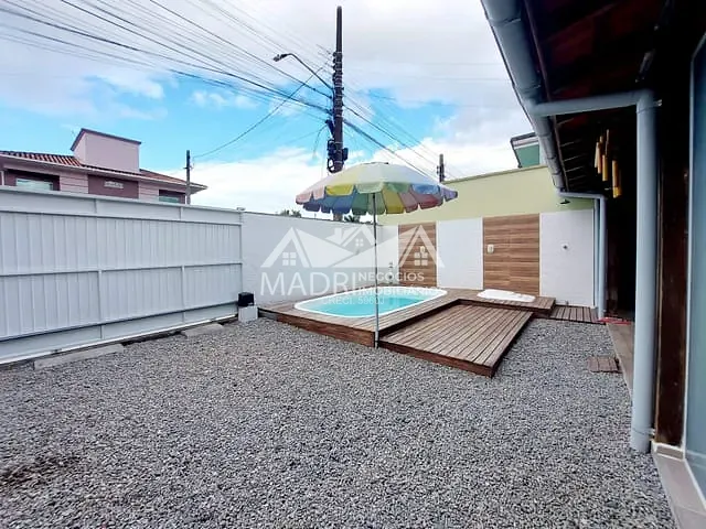 Casa com 169m² 2 quartos e 1 banheiro, à venda, no bairro Aririú em Palhoça