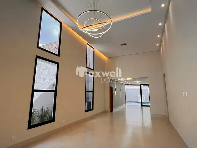 Casa com 370m² 3 quartos e 4 banheiros, à venda, no bairro Parque Amazônia em Goiânia