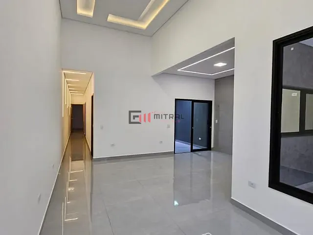 Casa com 180m² 3 quartos e 2 banheiros, à venda, no bairro Parque Residencial Joaquim Toledo Piza em Londrina