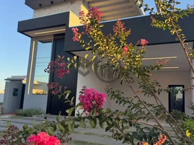 Casa com 165m² 3 quartos e 4 banheiros, à venda, no bairro Jardim Itália em Cuiabá