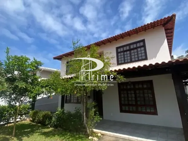 Casa com 450m² 5 quartos e 4 banheiros, à venda, no bairro Camboinhas em Niterói