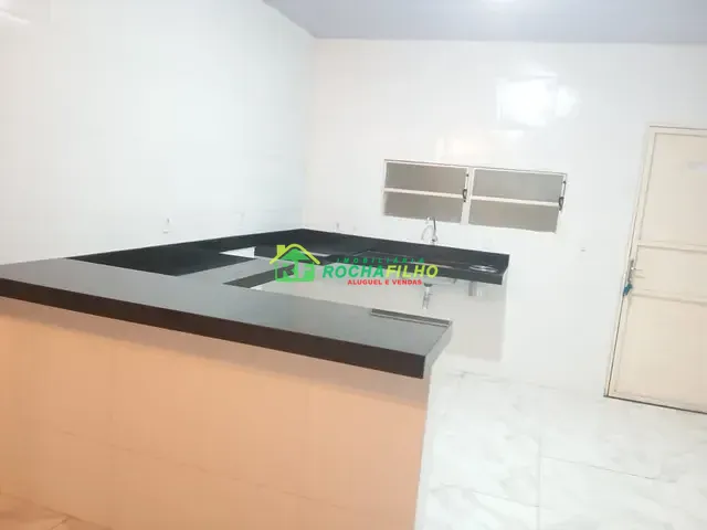 Casa com 225m² 3 quartos e 2 banheiros, para alugar, no bairro São Sebastião em Altos