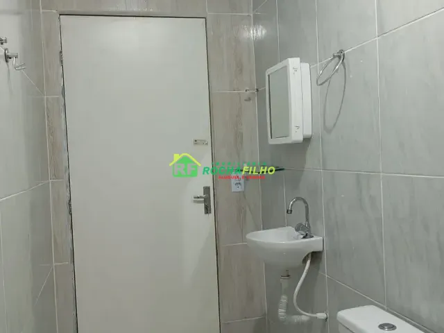 Casa com 225m² 3 quartos e 2 banheiros, para alugar, no bairro São Sebastião em Altos