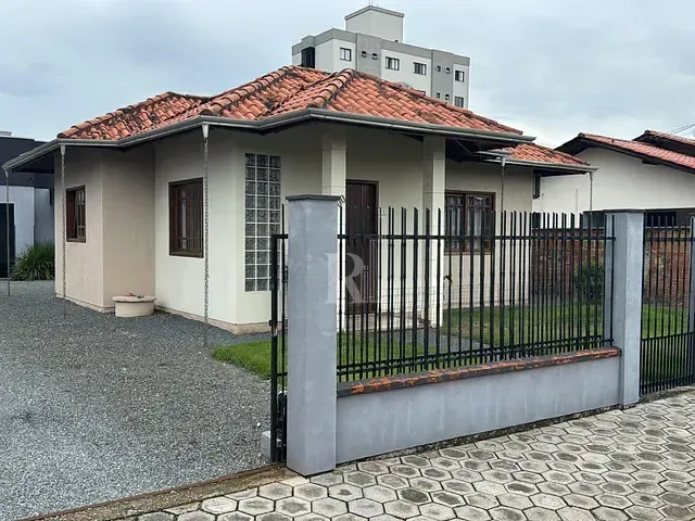 Casa 2 quartos e 2 banheiros, à venda, no bairro Joáia em Tijucas