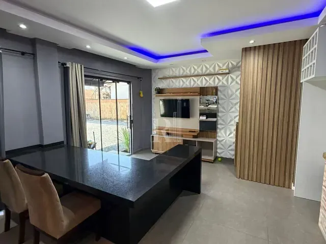 Casa 2 quartos e 2 banheiros, à venda, no bairro Joáia em Tijucas