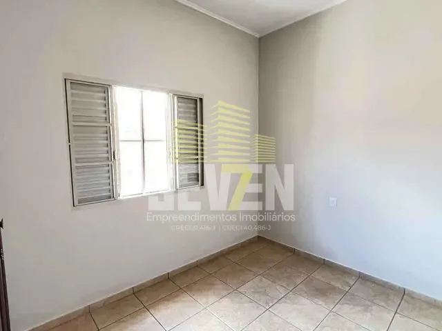 Casa com 330m² 4 quartos e 2 banheiros, à venda, no bairro Vila São João da Boa Vista em Bauru