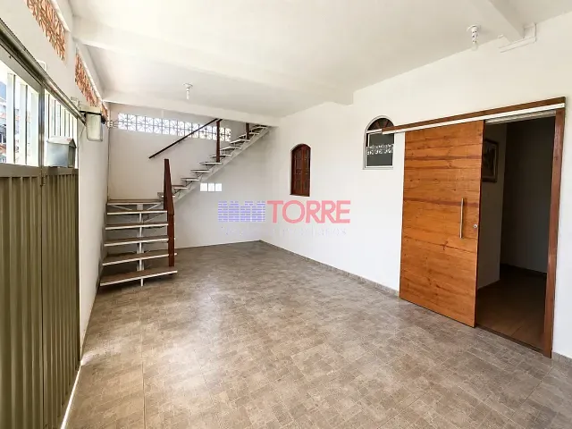 Casa com 336m² 7 quartos e 3 banheiros, à venda, no bairro Hernani Sá em Ilhéus
