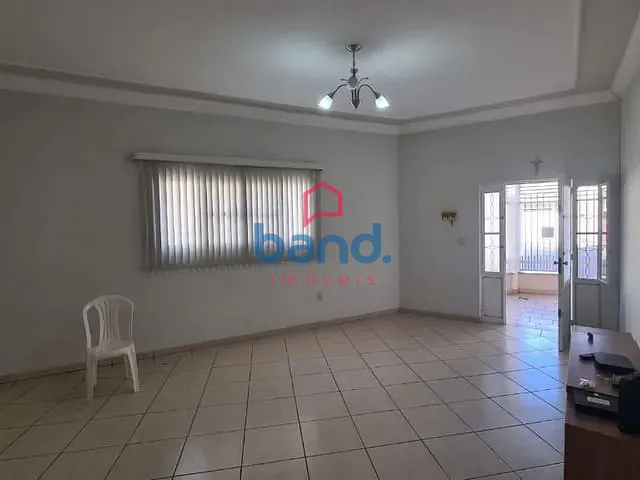 Casa com 289m² 3 quartos e 3 banheiros, à venda, no bairro Centro em Porto Feliz