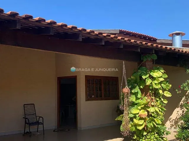 Casa com 225m² 3 quartos e 3 banheiros, à venda, no bairro Jardim Maracanã em São José do Rio Preto