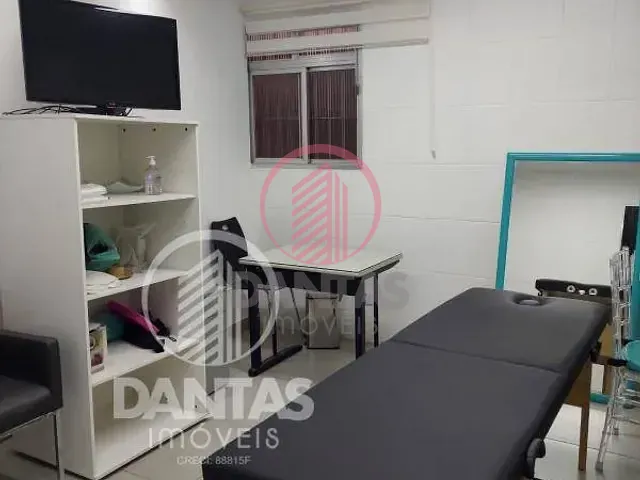 Casa para alugar, no bairro Centro em Osasco