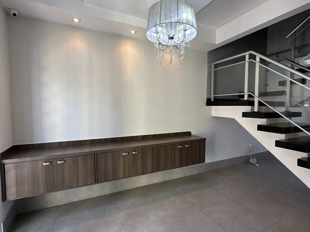 Casa com 286m² 3 quartos e 2 banheiros, à venda, no bairro Cariobinha em Americana
