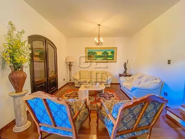 Casa 4 quartos e 6 banheiros, à venda, no bairro Lago Parque em Londrina