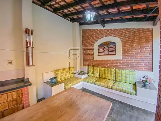 Casa 4 quartos e 6 banheiros, à venda, no bairro Lago Parque em Londrina