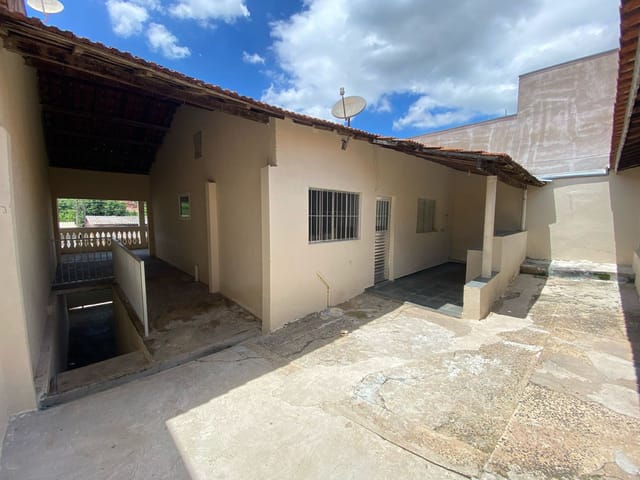 Casa 4 quartos e 2 banheiros, à venda, no bairro Jardim Novo Maracanã em Campinas
