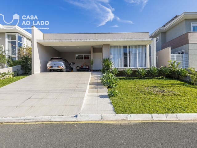 Casa 3 quartos e 3 banheiros, à venda, no bairro Santa Felicidade em Curitiba