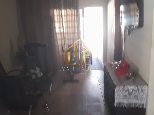 Casa com 250m² 3 quartos e 3 banheiros, à venda, no bairro CPA 4 em Cuiabá
