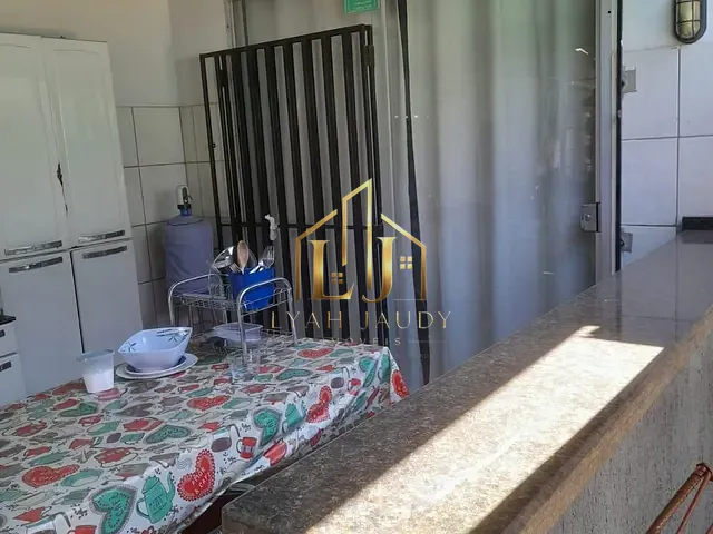 Casa com 250m² 3 quartos e 3 banheiros, à venda, no bairro CPA 4 em Cuiabá