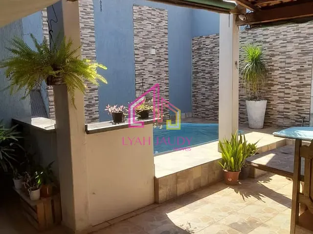 Casa com 250m² 3 quartos e 3 banheiros, à venda, no bairro CPA 4 em Cuiabá