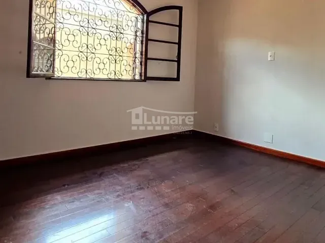 Casa com 400m² 3 quartos e 3 banheiros, à venda, no bairro Alto Ipiranga em Mogi das Cruzes