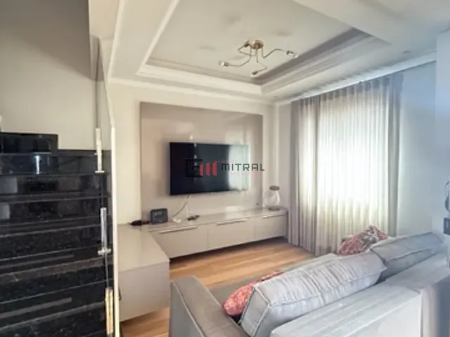 Casa 3 quartos e 2 banheiros, à venda, no bairro Aurora em Londrina