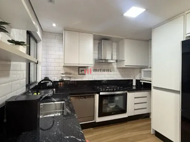 Casa 3 quartos e 2 banheiros, à venda, no bairro Aurora em Londrina