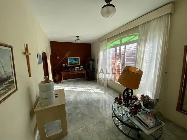 Casa com 238m² 3 quartos e 1 banheiro, à venda, no bairro Pinheirinho em Itajubá