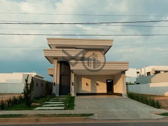 Casa com 300m² 4 quartos e 5 banheiros, à venda, no bairro Morada dos Nobres em Cuiabá