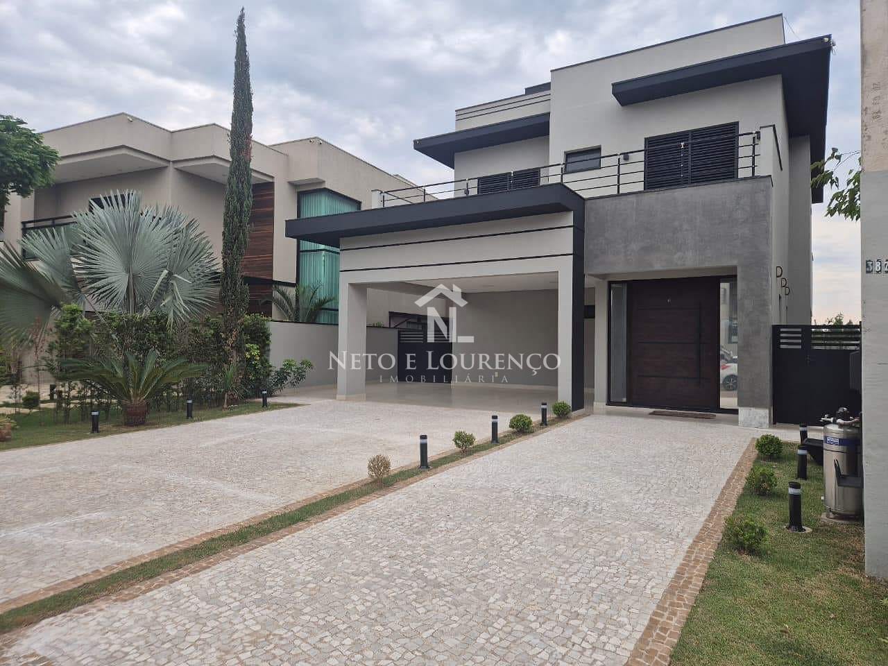 Casa, 4 quartos, 280 m² - Foto 1