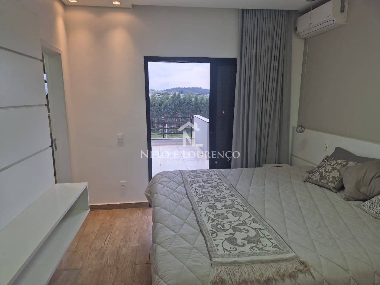 Casa, 4 quartos, 280 m² - Foto 31