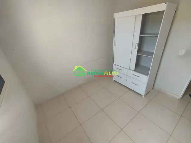 Casa com 180m² 2 quartos e 2 banheiros, para alugar, no bairro Jóia em Timon