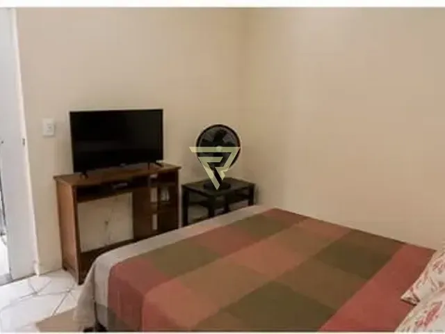 Casa com 200m² 2 quartos e 1 banheiro, à venda, no bairro Presidente Dutra em Ribeirão Preto