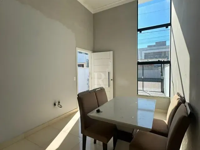 Casa 2 quartos e 2 banheiros, à venda, no bairro Joáia em Tijucas