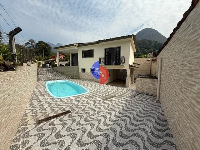 Casa com 363m² 4 quartos e 3 banheiros, à venda, no bairro Limoeiro em Guapimirim