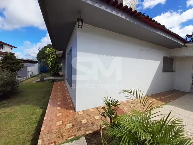 Casa 3 quartos e 2 banheiros, para alugar, no bairro São Cristóvão em Chapecó