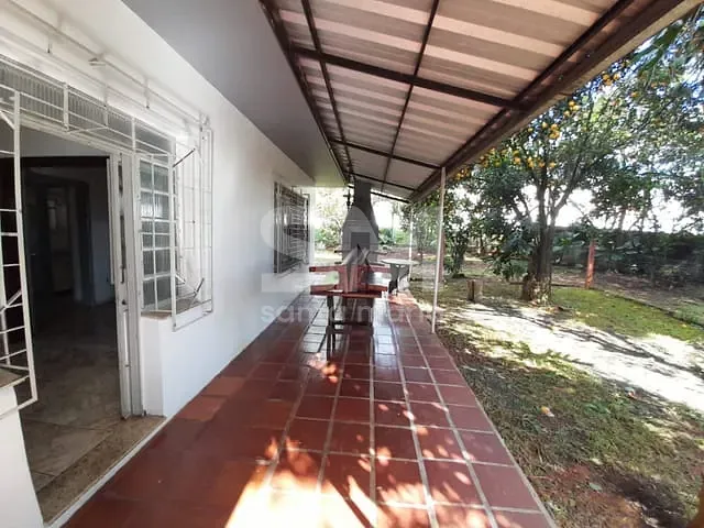 Casa 3 quartos e 2 banheiros, para alugar, no bairro São Cristóvão em Chapecó