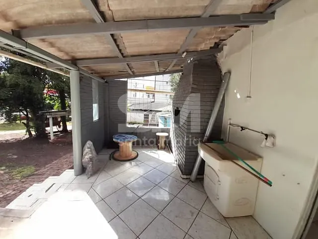 Casa 3 quartos e 2 banheiros, para alugar, no bairro São Cristóvão em Chapecó