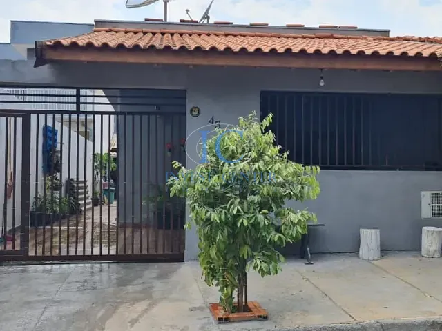 Casa com 200m² 2 quartos e 1 banheiro, à venda, no bairro Centro em Elias Fausto