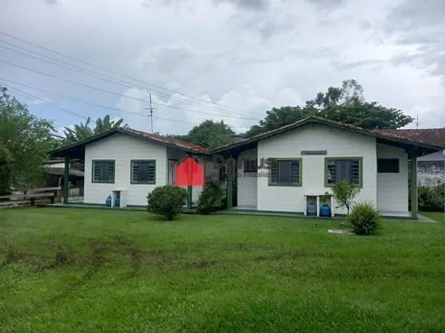 Casa para alugar, no bairro Jardim Cristina em Pindamonhangaba