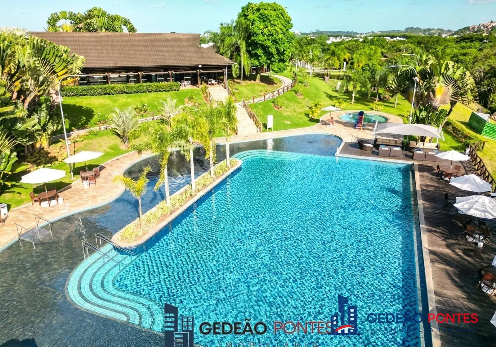 Casa, 6 quartos, 287 m² - Foto 1
