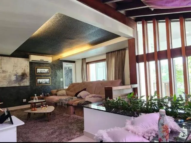 Casa com 1400m² 4 quartos e 6 banheiros, à venda, no bairro Barra da Tijuca em Rio de Janeiro