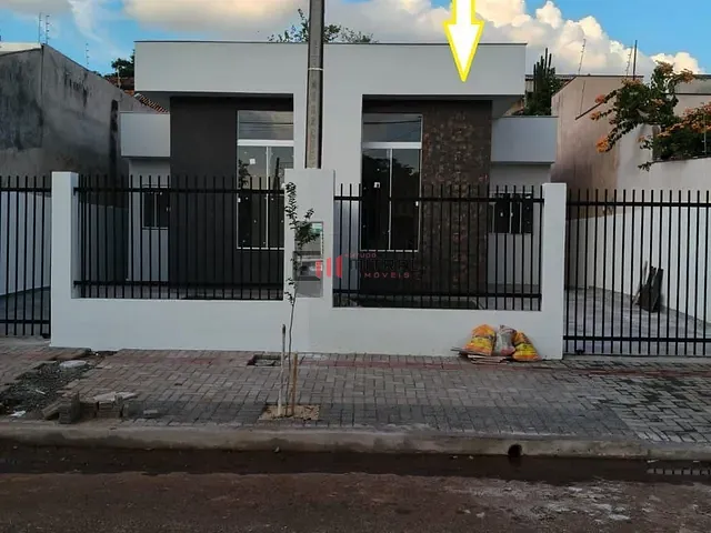 Casa 2 quartos e 1 banheiro, à venda, no bairro Colúmbia em Londrina
