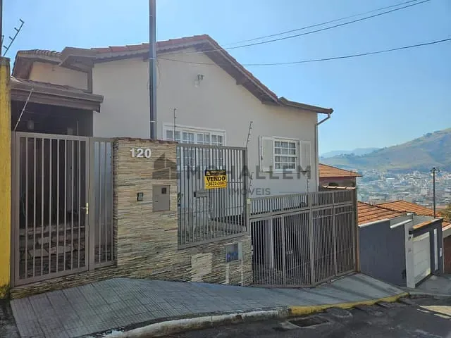 Casa com 200m² 3 quartos e 1 banheiro, à venda, no bairro Medicina em Itajubá
