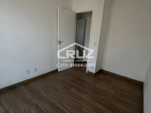 Casa 2 quartos e 1 banheiro, para alugar, no bairro Chácara Vista Alegre em Cotia