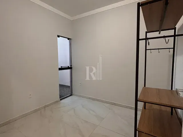 Casa 2 quartos e 2 banheiros, para alugar, no bairro Joáia em Tijucas