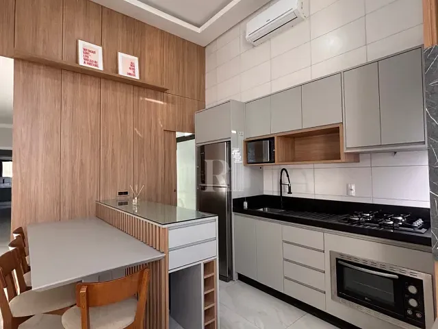 Casa 2 quartos e 2 banheiros, para alugar, no bairro Joáia em Tijucas