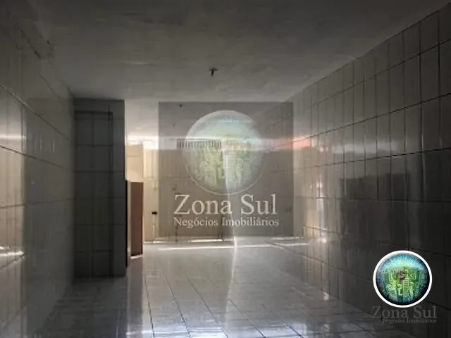 Casa com 378m² 3 quartos e 5 banheiros, à venda, no bairro Cajuru do Sul em Sorocaba