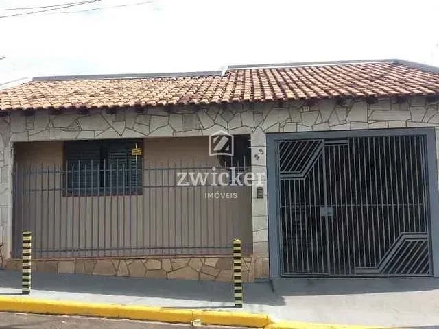Casa com 132m² 2 quartos e 1 banheiro, à venda, no bairro Vila Antártica em Bauru