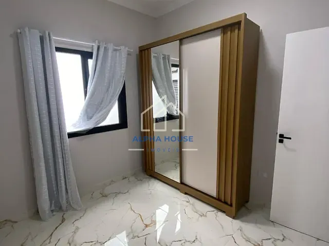 Casa 3 quartos e 2 banheiros, à venda, no bairro FLAMBOYANT em Pindamonhangaba