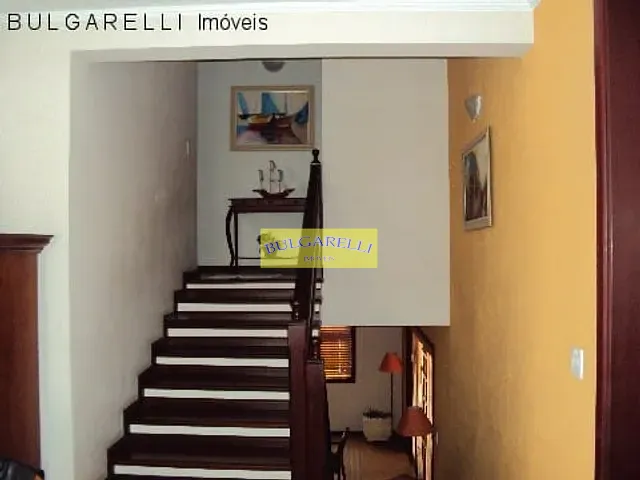 Casa com 1349m² 3 quartos e 1 banheiro, à venda, no bairro LOTEAMENTO VALE AZUL I em Jundiaí
